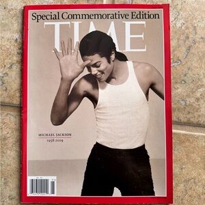 Special Commemorative Edition TIME Magazine - Michael Jackson